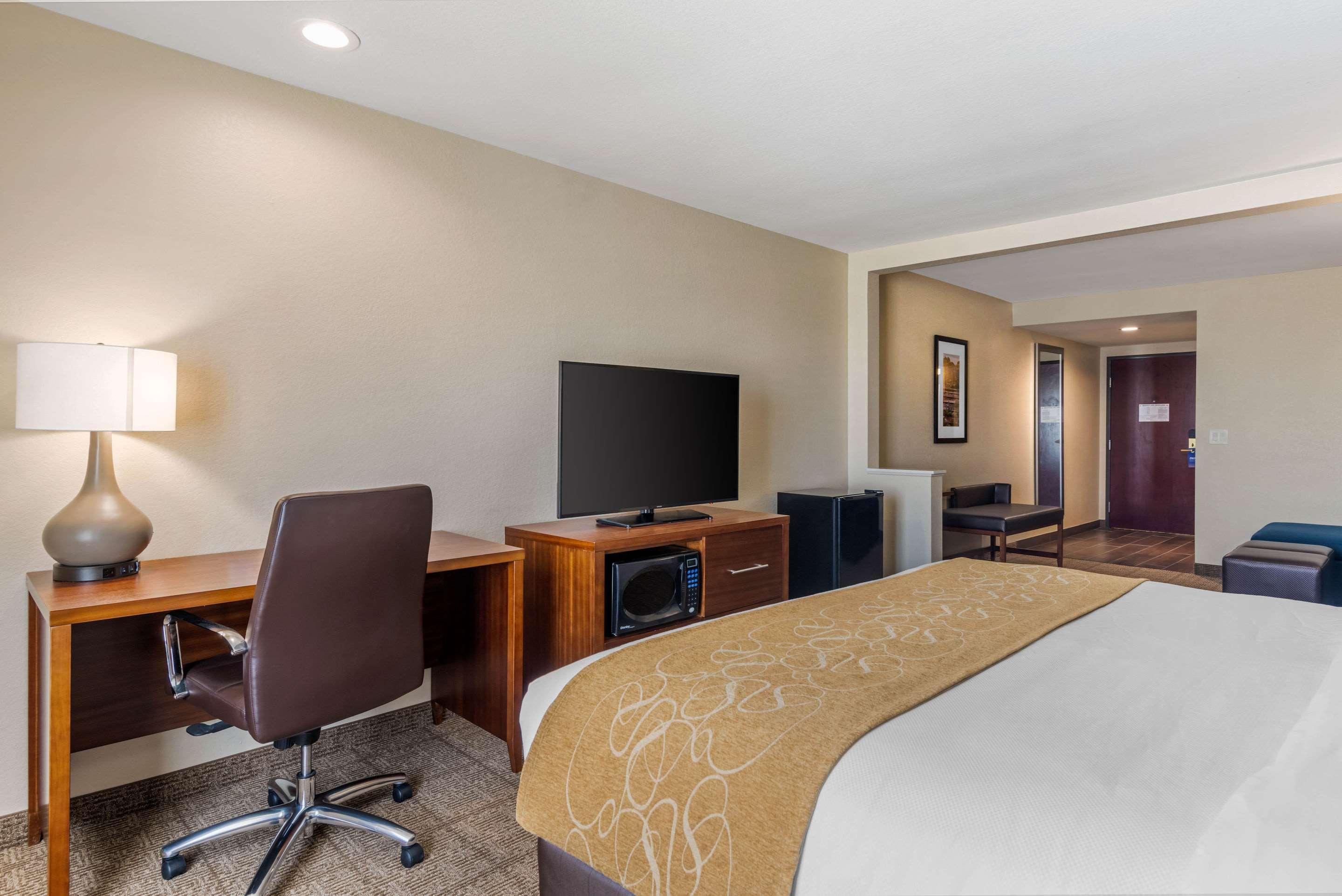 Comfort Inn & Suites ビッグ・スプリング エクステリア 写真
