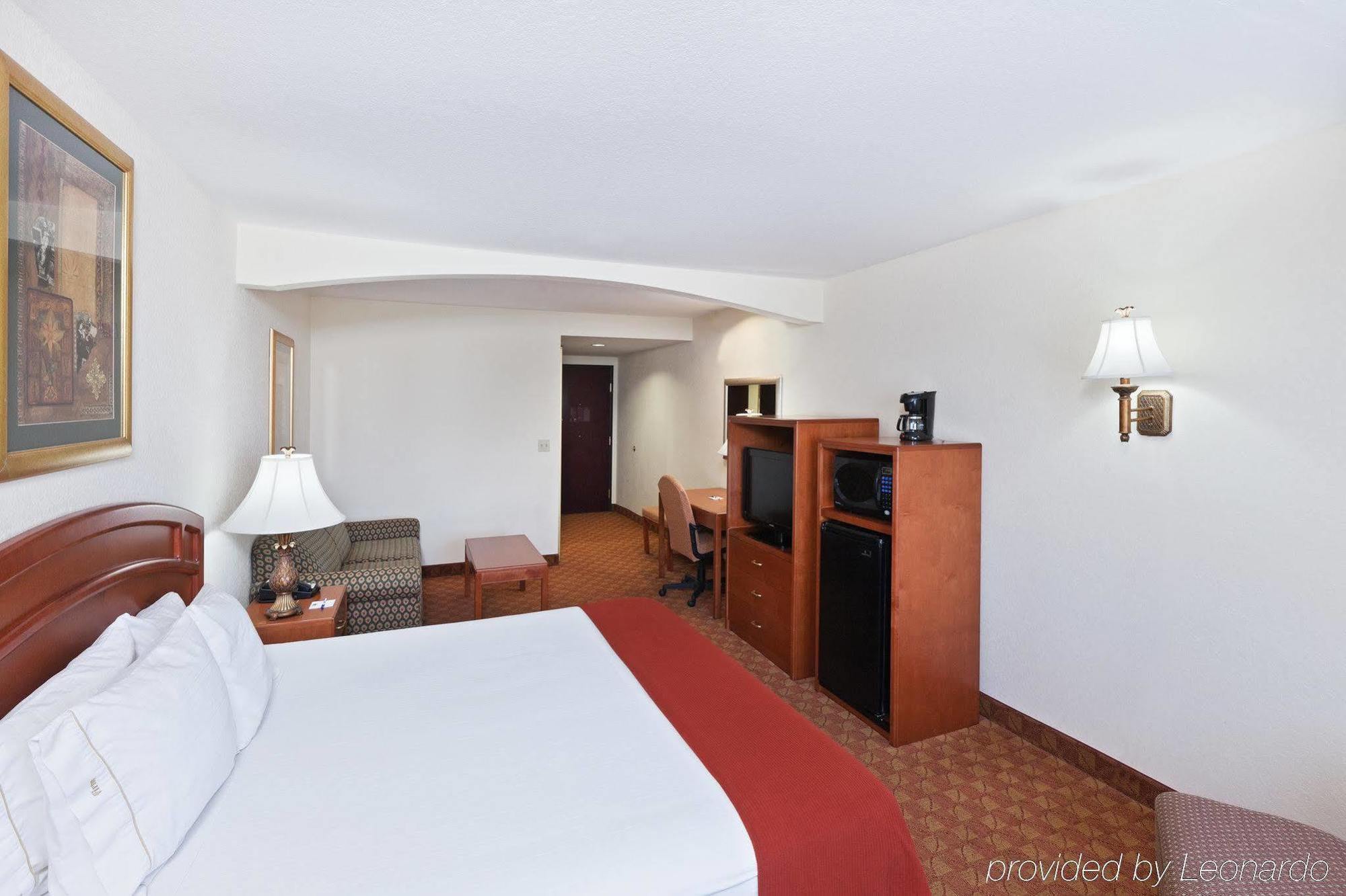 Comfort Inn & Suites ビッグ・スプリング 部屋 写真